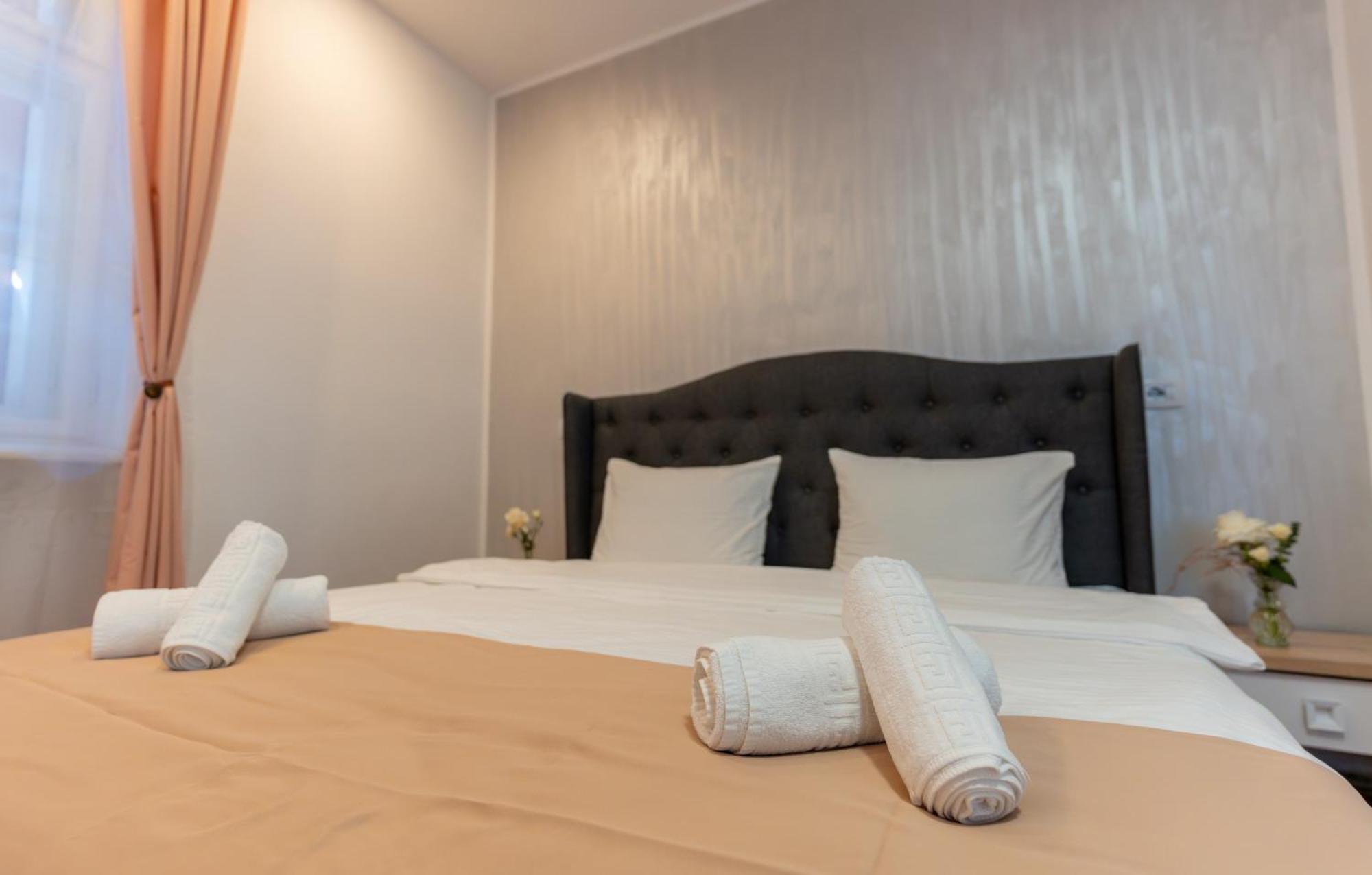 בראשוב Crisan Residence - Vila Crisan מראה חיצוני תמונה