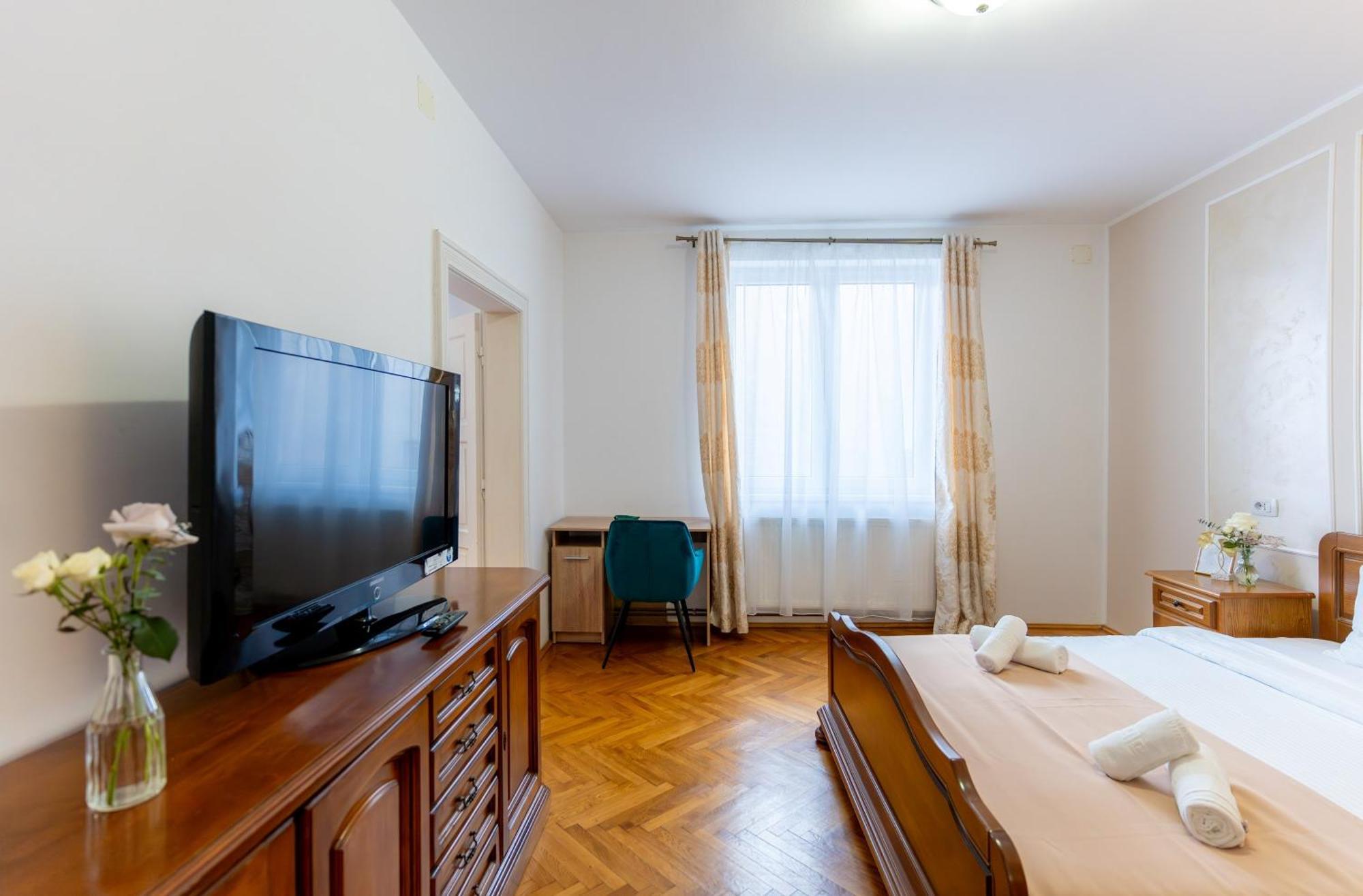 בראשוב Crisan Residence - Vila Crisan מראה חיצוני תמונה