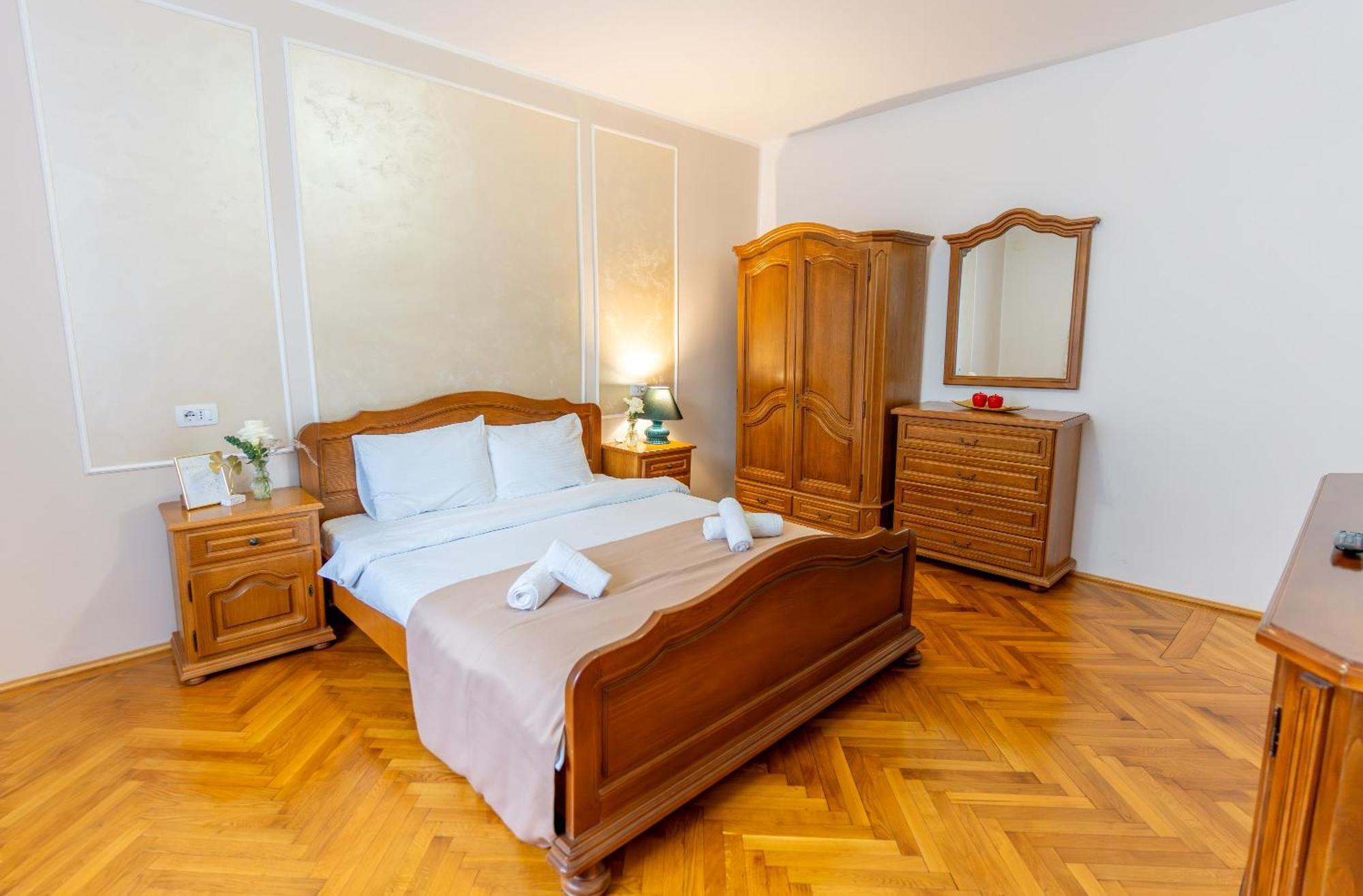 בראשוב Crisan Residence - Vila Crisan מראה חיצוני תמונה
